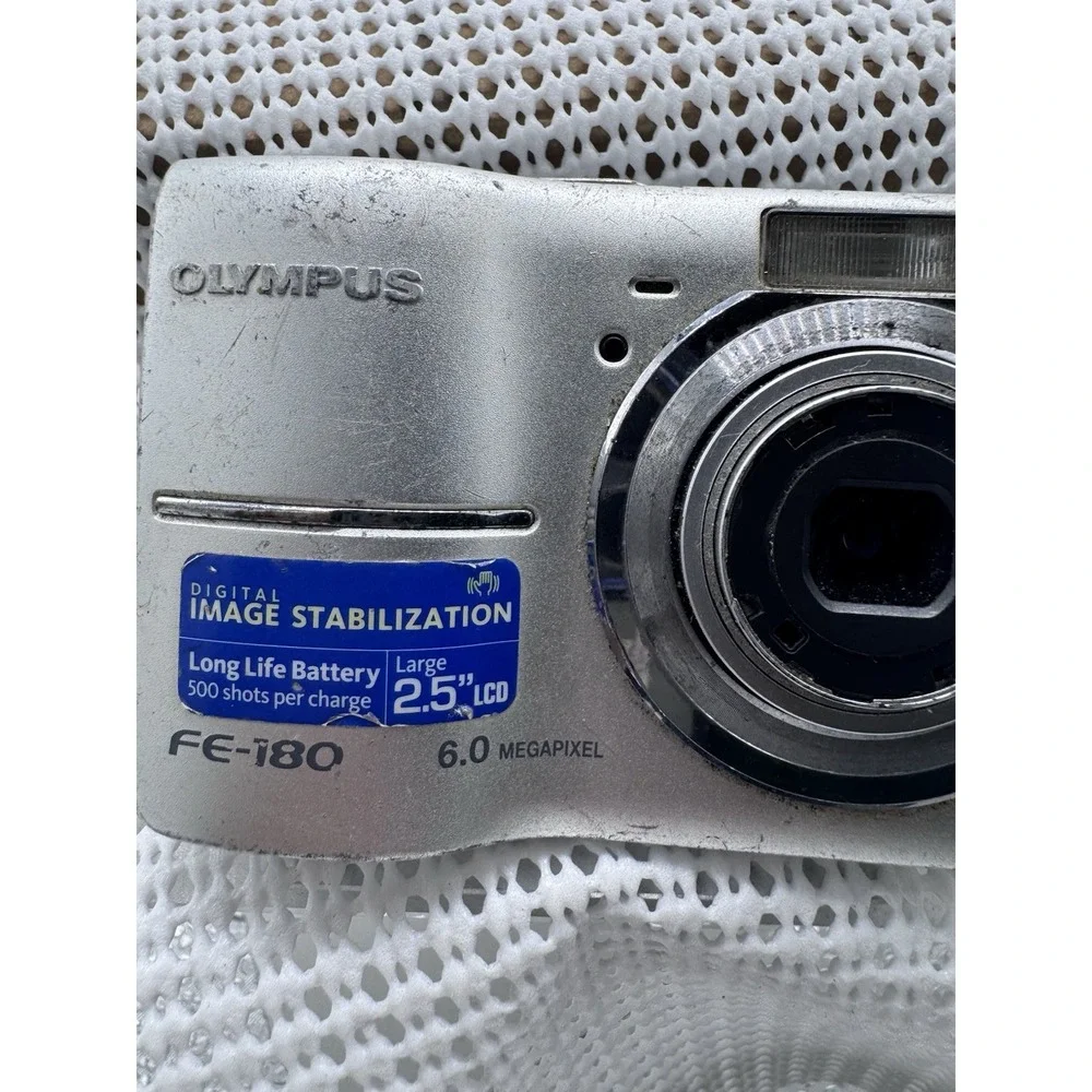 Olympus FE-180 6MP Digital Camera Parts Repair Powers On No Display Untested